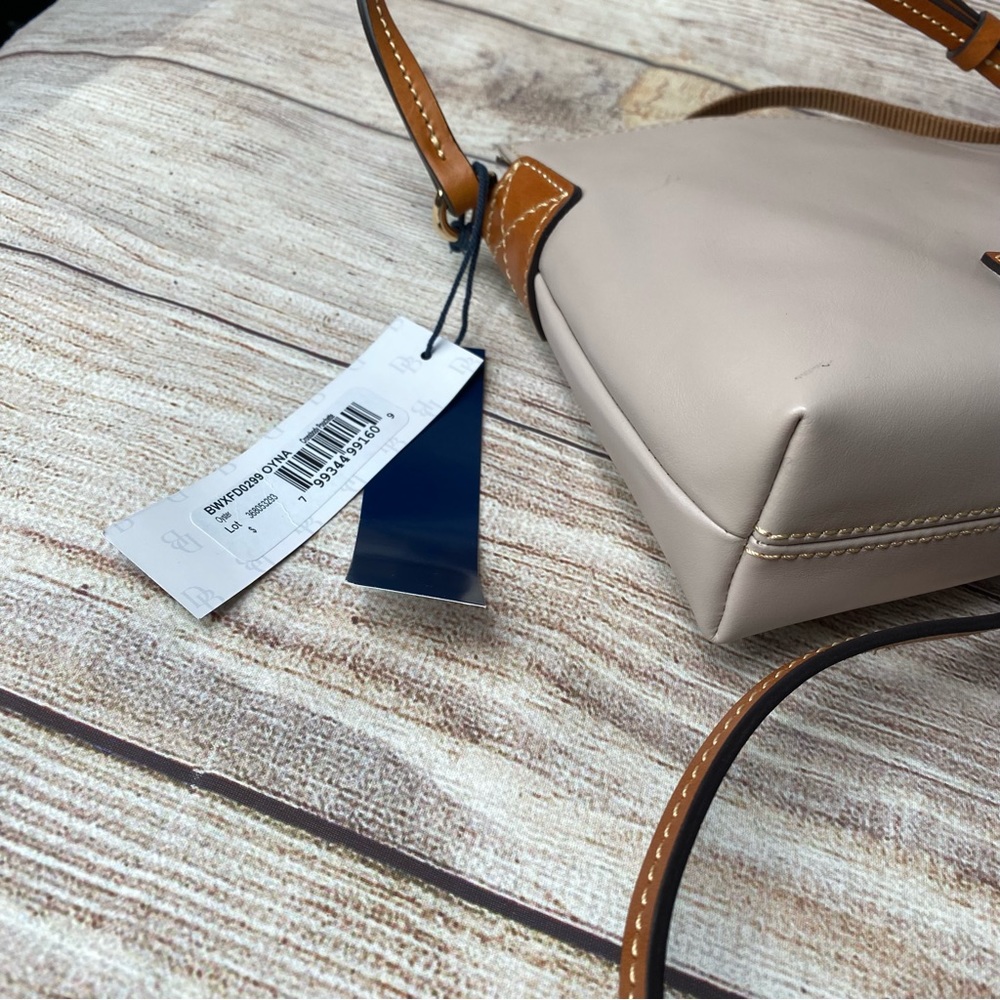 NWT Dooney & Bourke Oyna Crossbody - Picture 6 of 7